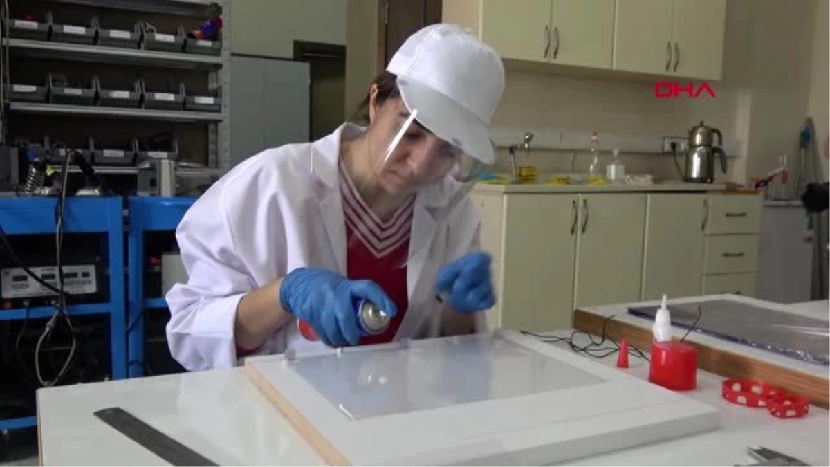 AFYONKARAHİSAR AKÜ\'lü öğretim üyeleri, 3 boyutlu yazıcıyla sarf malzeme üretiyor