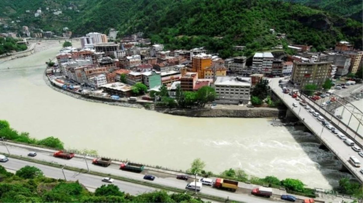 Artvin\'in Borçka ilçe merkezi ve bir köy koronavirüs nedeniyle karantinaya alındı