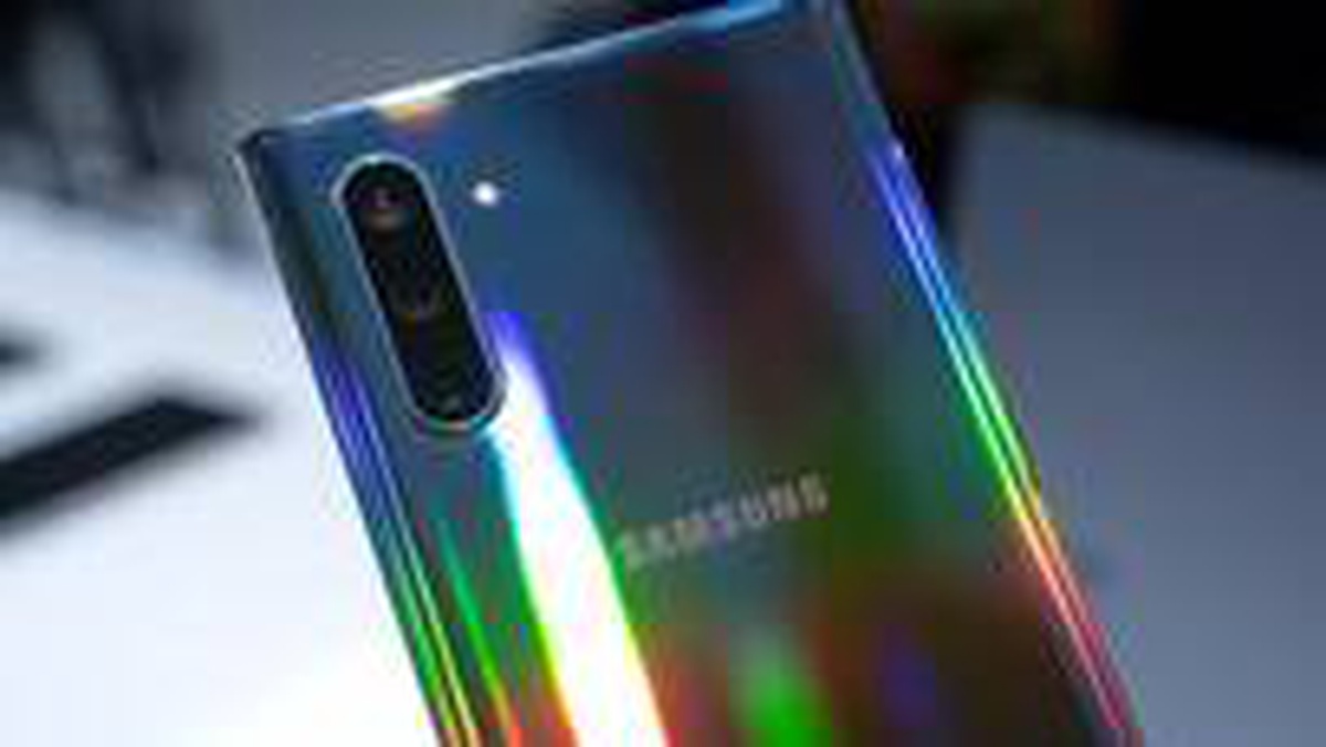 Samsung, Karantinadaki Koronavirüs Hastalarına Akıllı Telefon Dağıtıyor