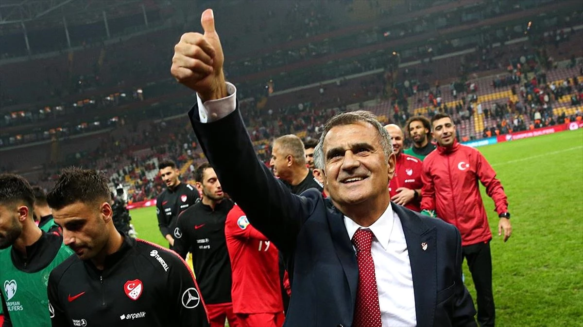 Şenol Güneş, Milli Dayanışma Kampanyası\'na 1 milyon TL bağışladı