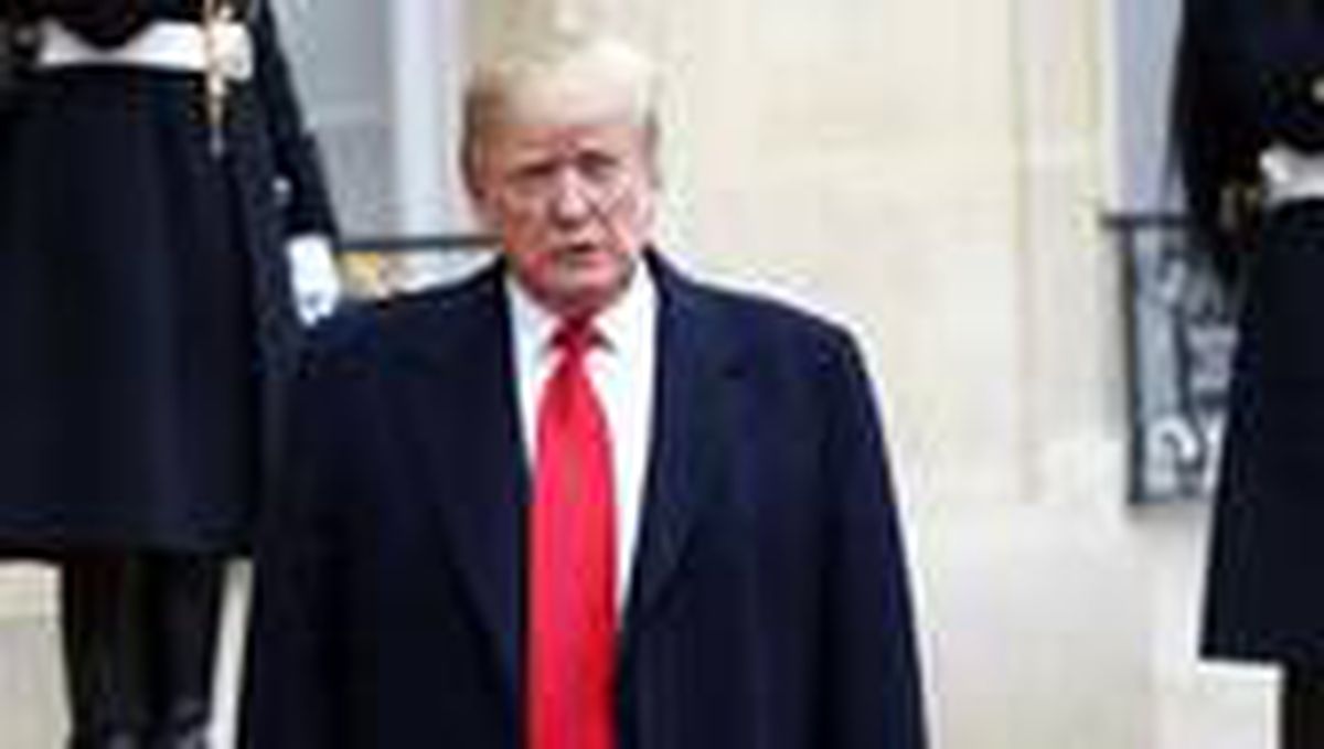 Trump, ABD\'de yurt içi uçuşları durdurmayı değerlendiriyor