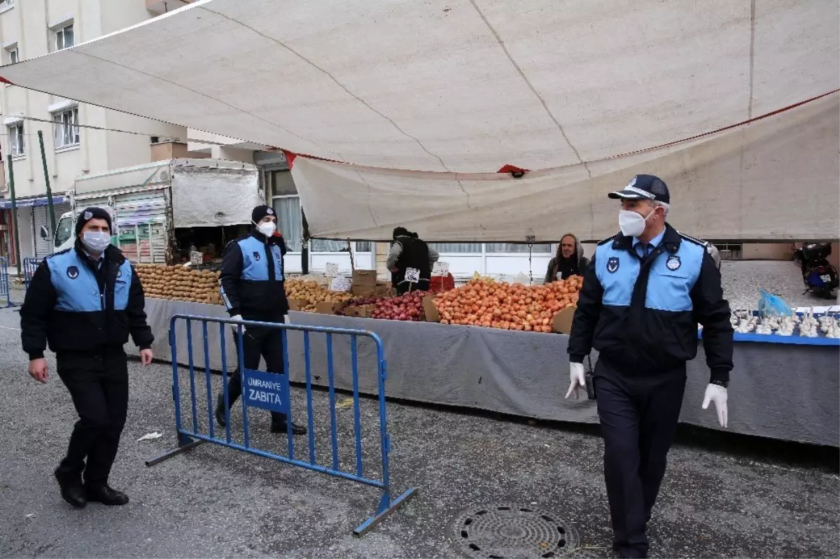 Ümraniye\'de pazarların giriş çıkışları bariyerlerle ayrıldı