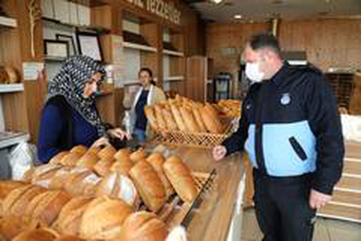 Gaziemir\'de ekmek fırınlarına korona virüs denetimi