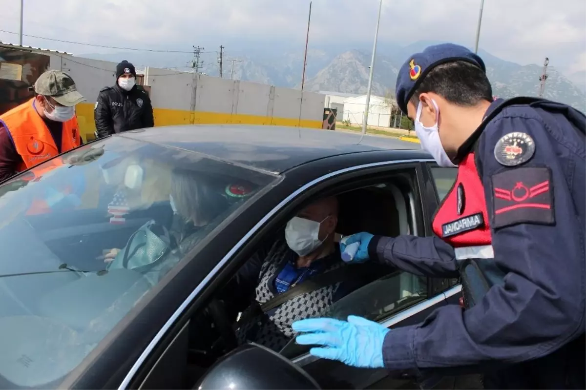 İstanbul\'da son 24 saatte korona virüs tedbirlerini ihlal 91 kişiye ceza uygulandı