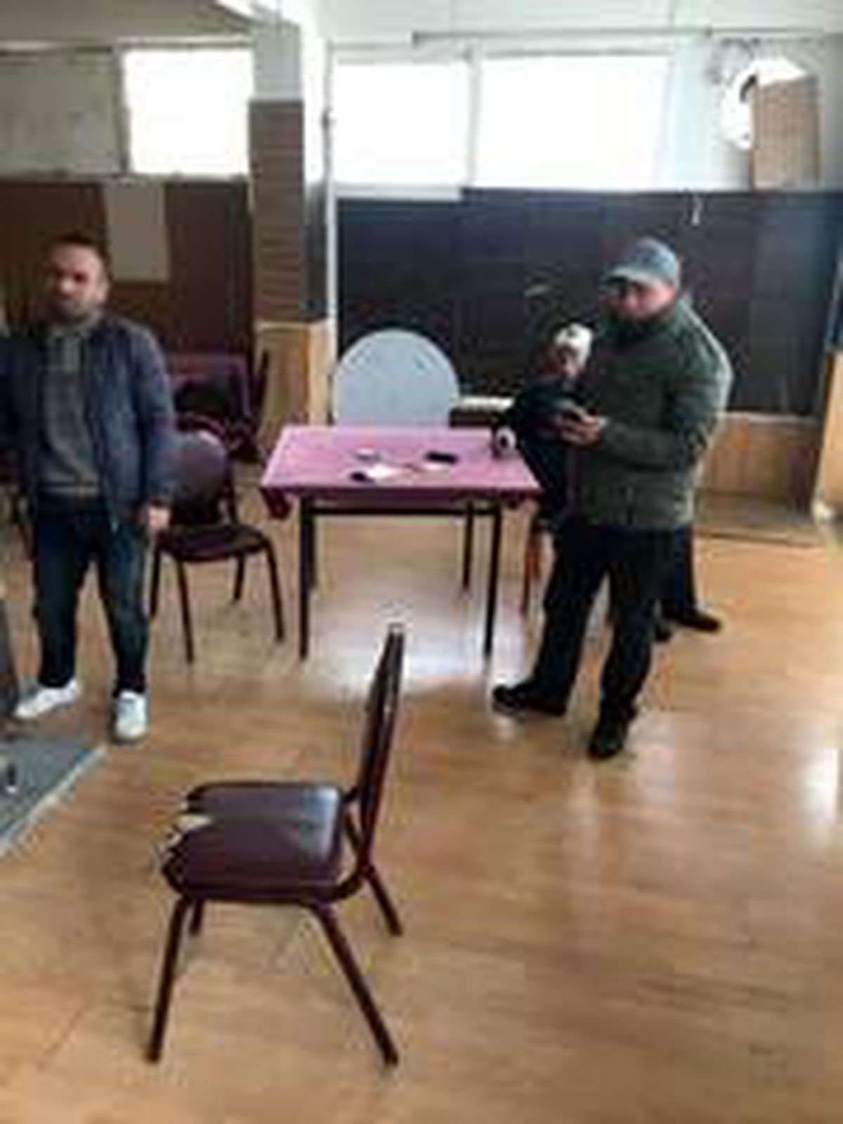 İstanbul Fatih\'te 25 kişi kumar oynarken basıldı