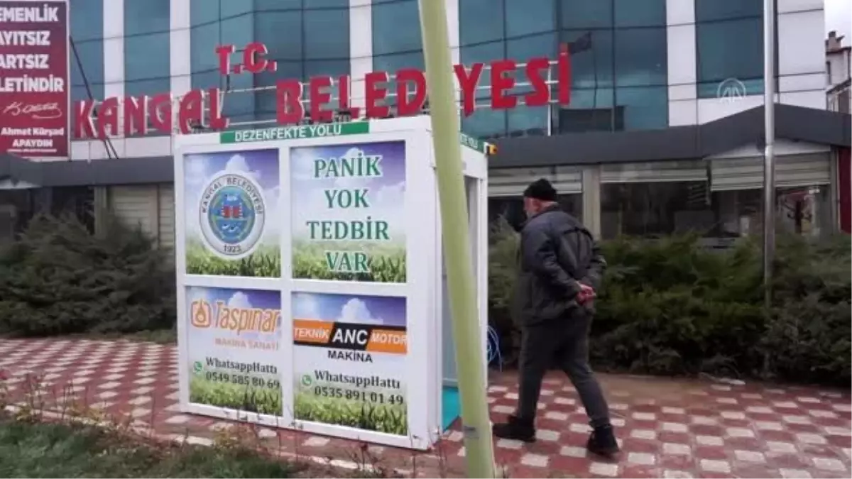 Kangal Belediyesi girişine "dezenfekte yolu" yaptırıldı