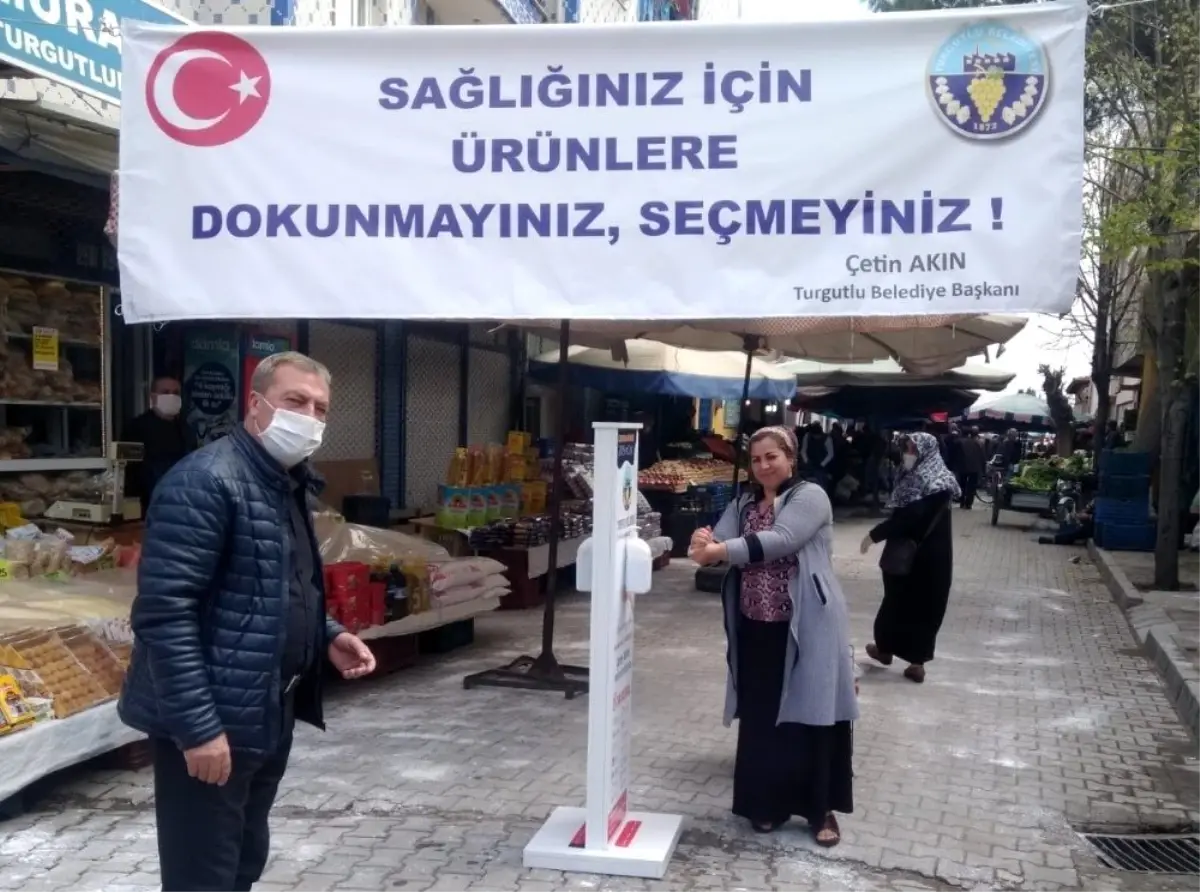 Turgutlu Belediyesinden pazar yerlerine el dezenfektanı