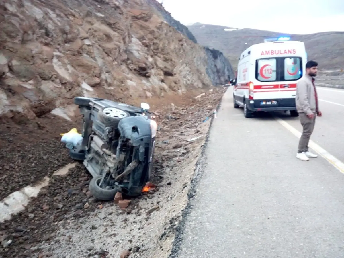 Yağışlı hava kazaya neden oldu: 4 yaralı