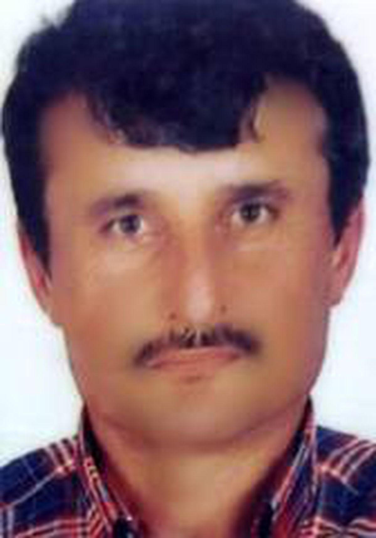 Babasını tüfekle öldürdü