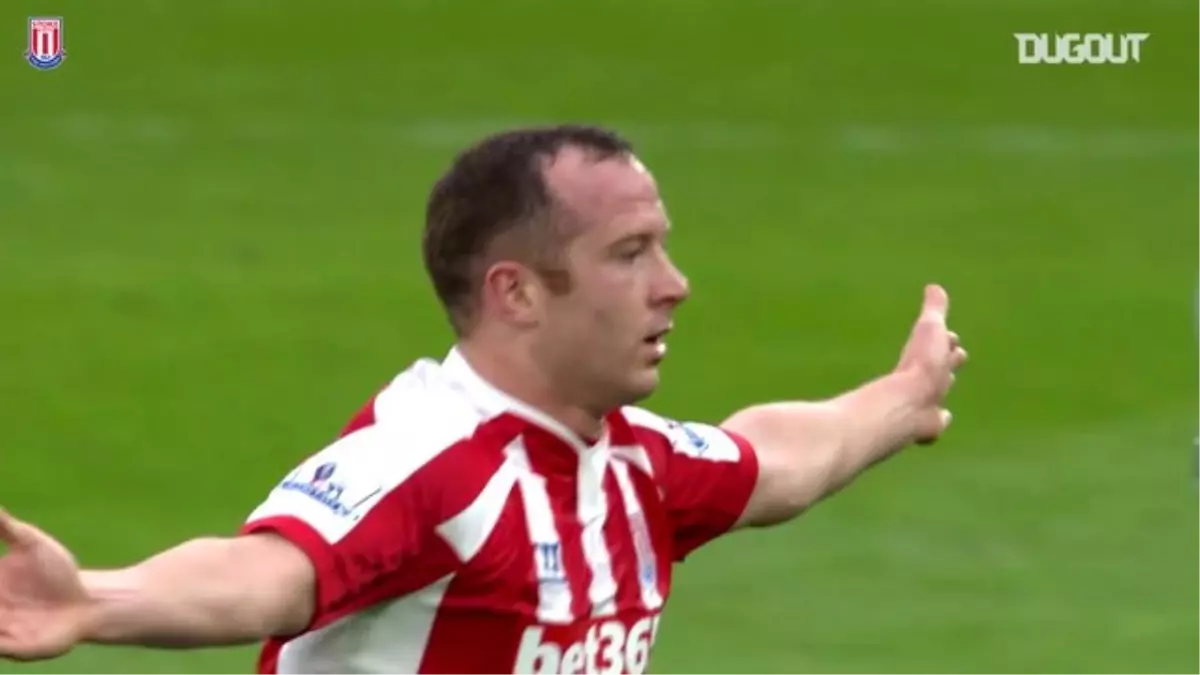 Charlie Adam\'ın Chelsea\'ye Kendi Yarı Sahasından Attığı Gol