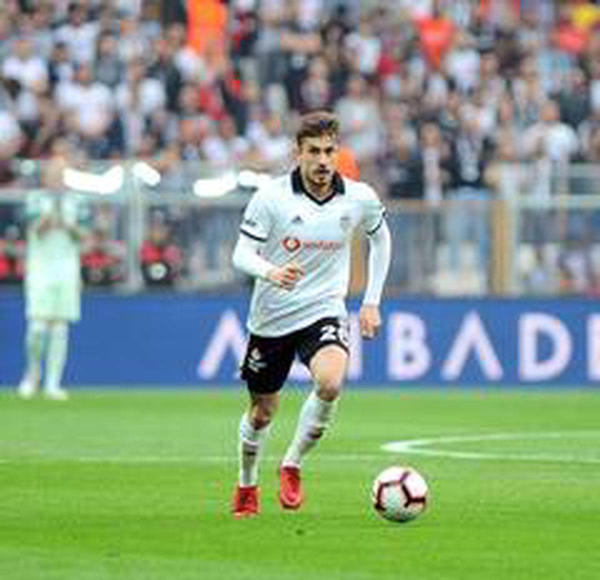 Dorukhan Toköz: "Kulübümde mutluyum"