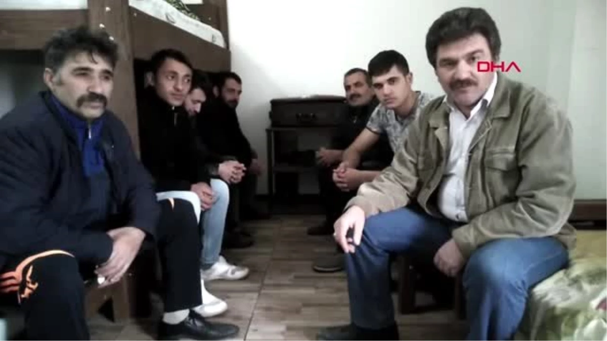 KARS Gürcistan\'ta mahsur kaldıklarını whatsapp mesajıyla duyurdular