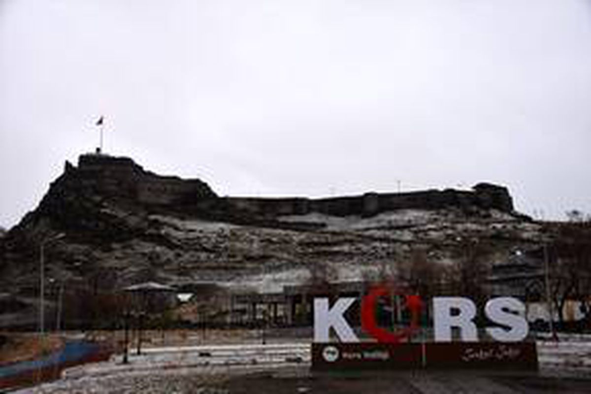 Kars nisanda beyaza büründü