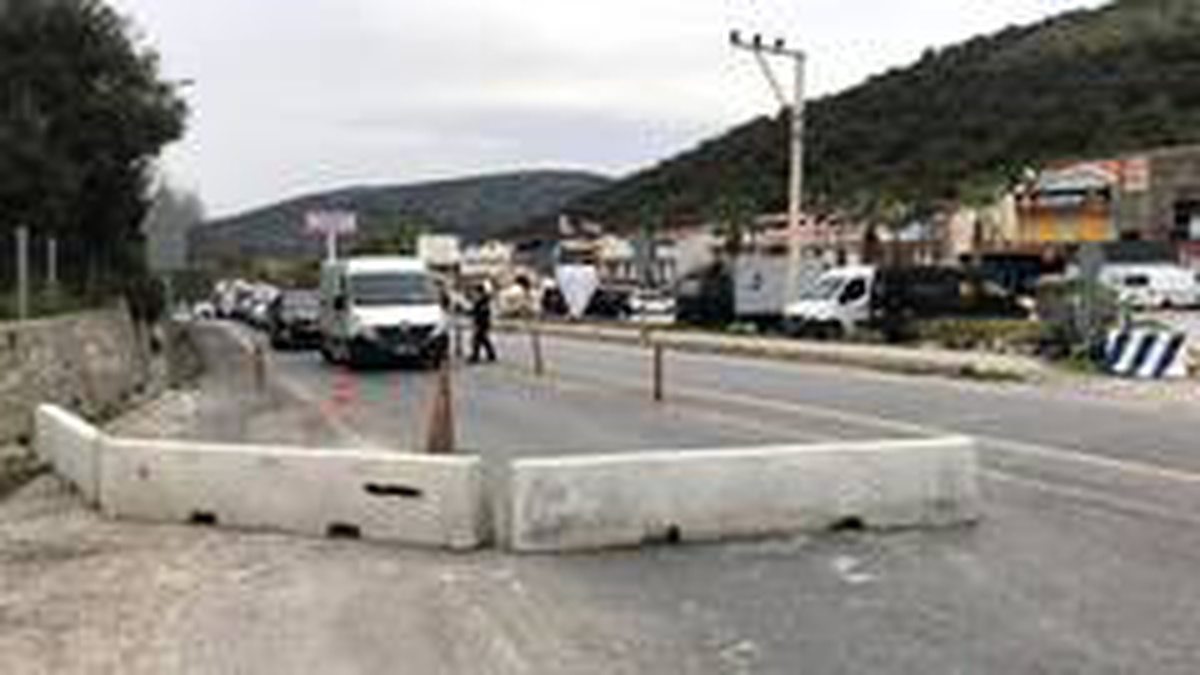 Kuşadası\'na giriş yapmak isteyenler geri gönderiliyor