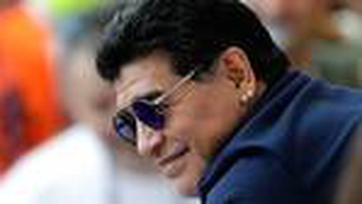 Maradona\'dan alkışlanacak hareket! Corona virüs nedeniyle...
