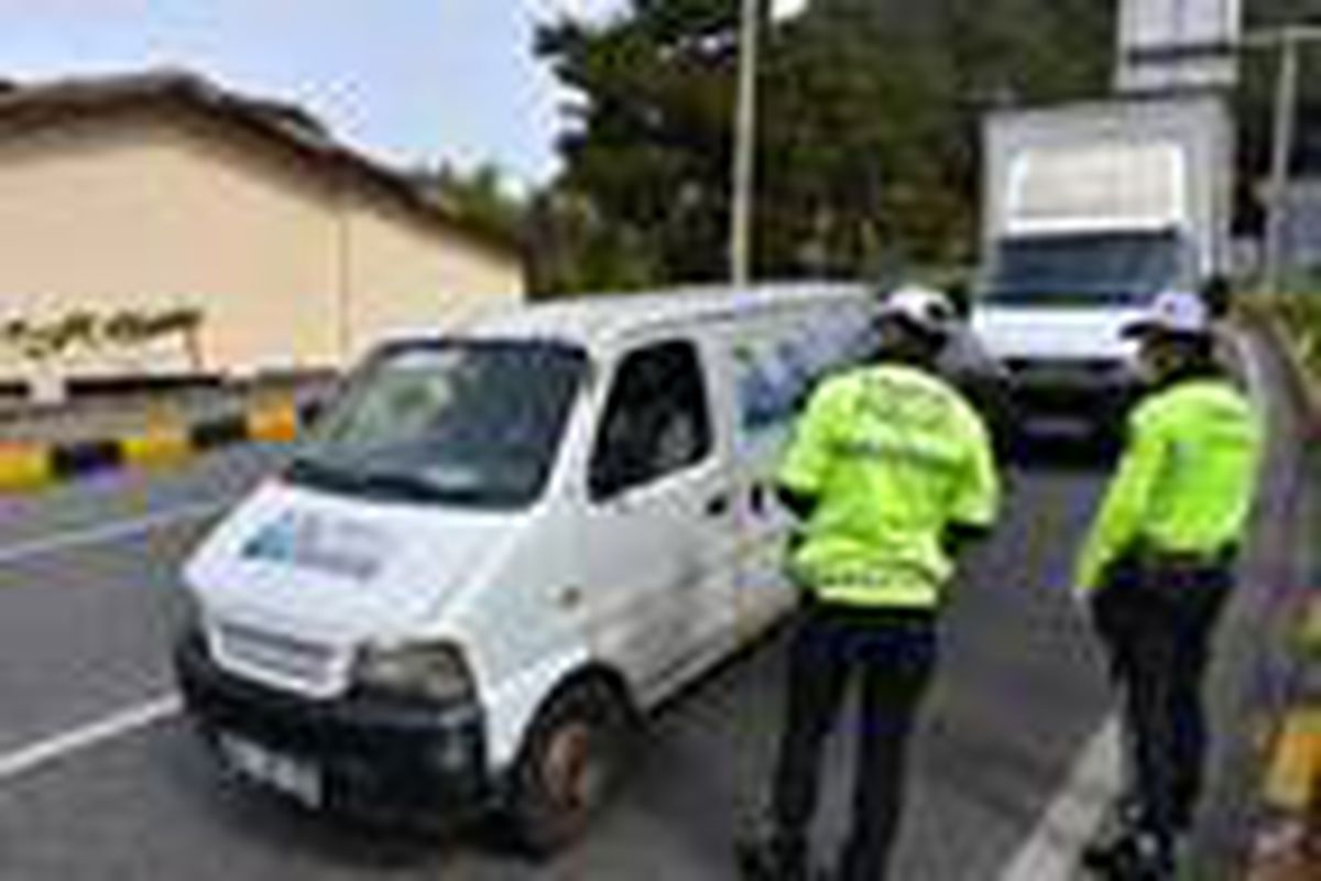 Marmaris girişinde koronavirüs bilgilendirmesi
