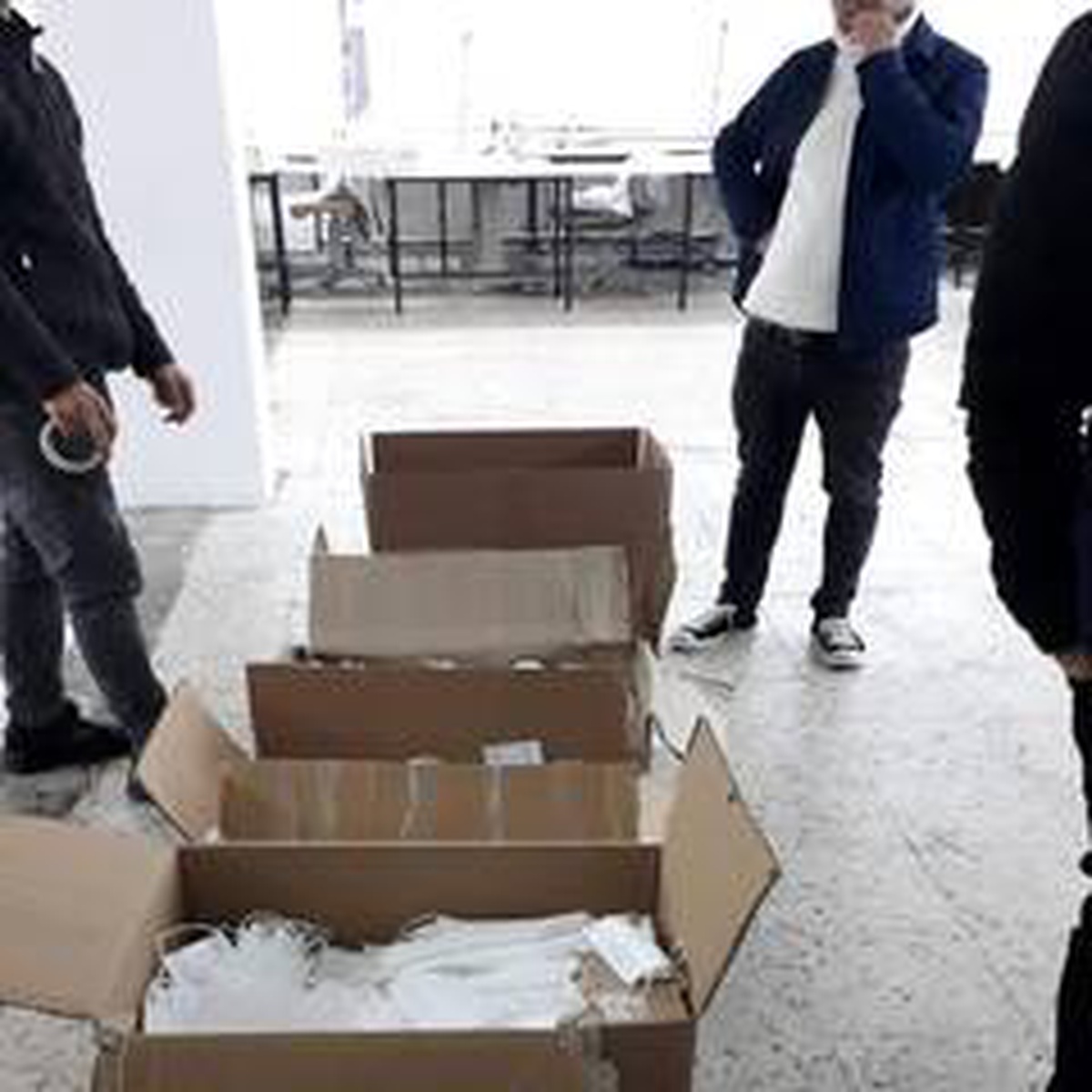 Polis korona virüs yasaklarını delenlere göz açtırmadı