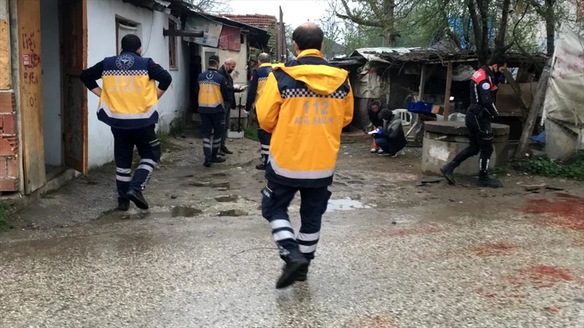 Düzce\'de babasıyla silahlı saldırıya uğrayan kişi de öldü