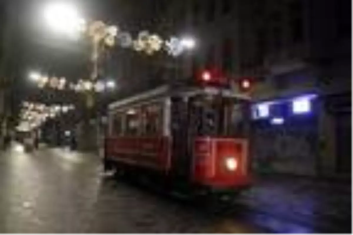 Nostaljik tramvay son seferini yaptı