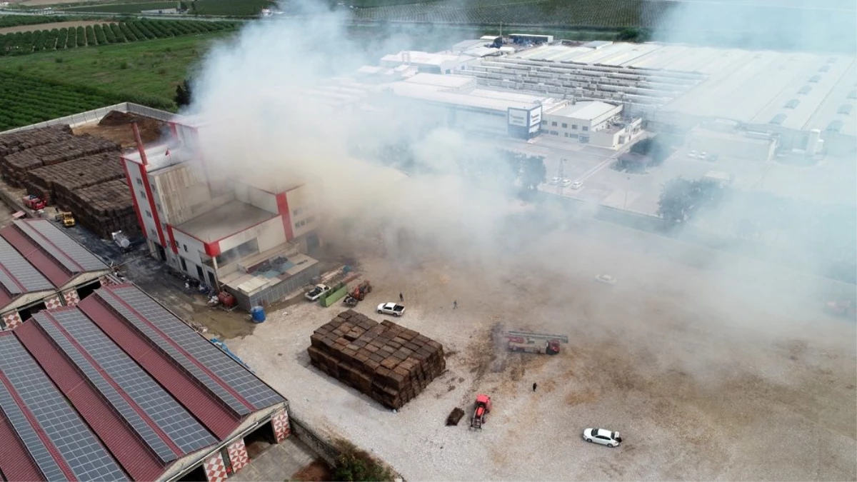 Fabrikadaki yangın 5 saat sonra kontrol altına alındı