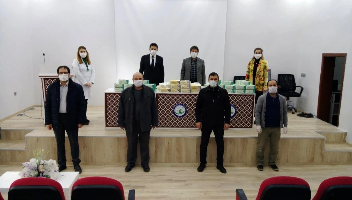 Milli Eğitim Müdürlüklerinde çalışan personele maske desteği