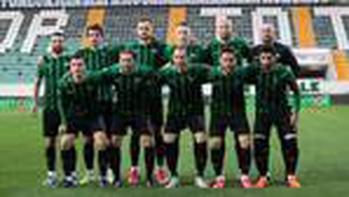 TFF 1. Lig\'in en yaşlı takımı Akhisarspor!