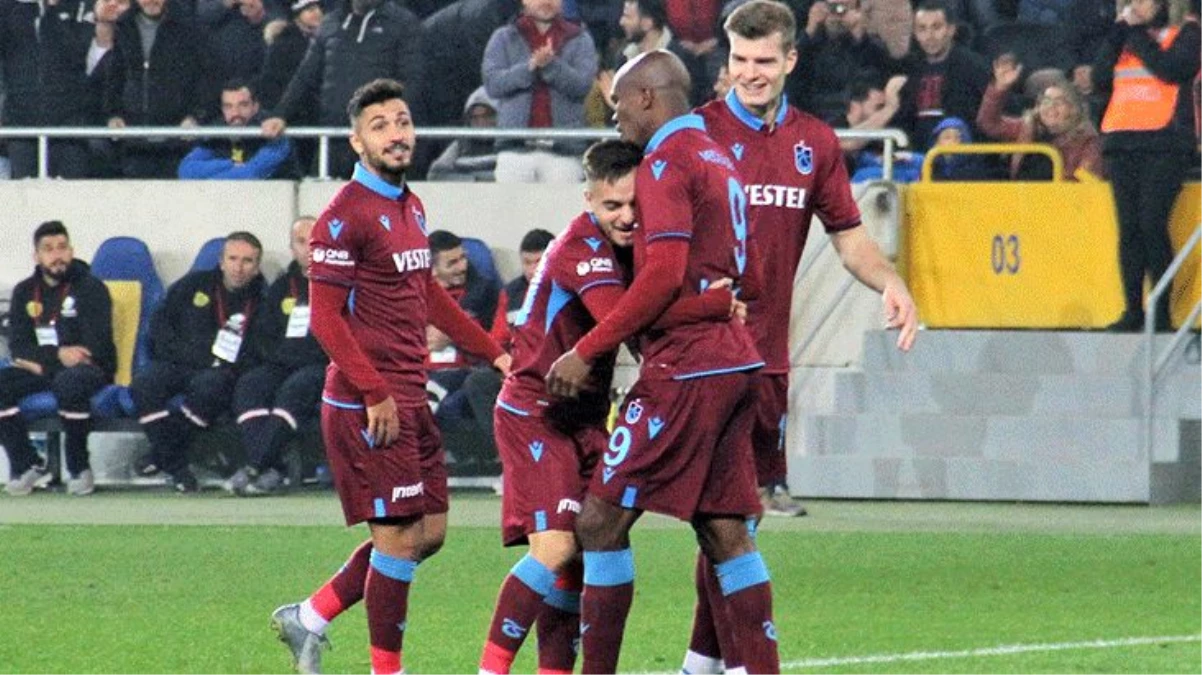 Trabzonspor\'da Erce ve Sörloth, şehirden ayrıldı