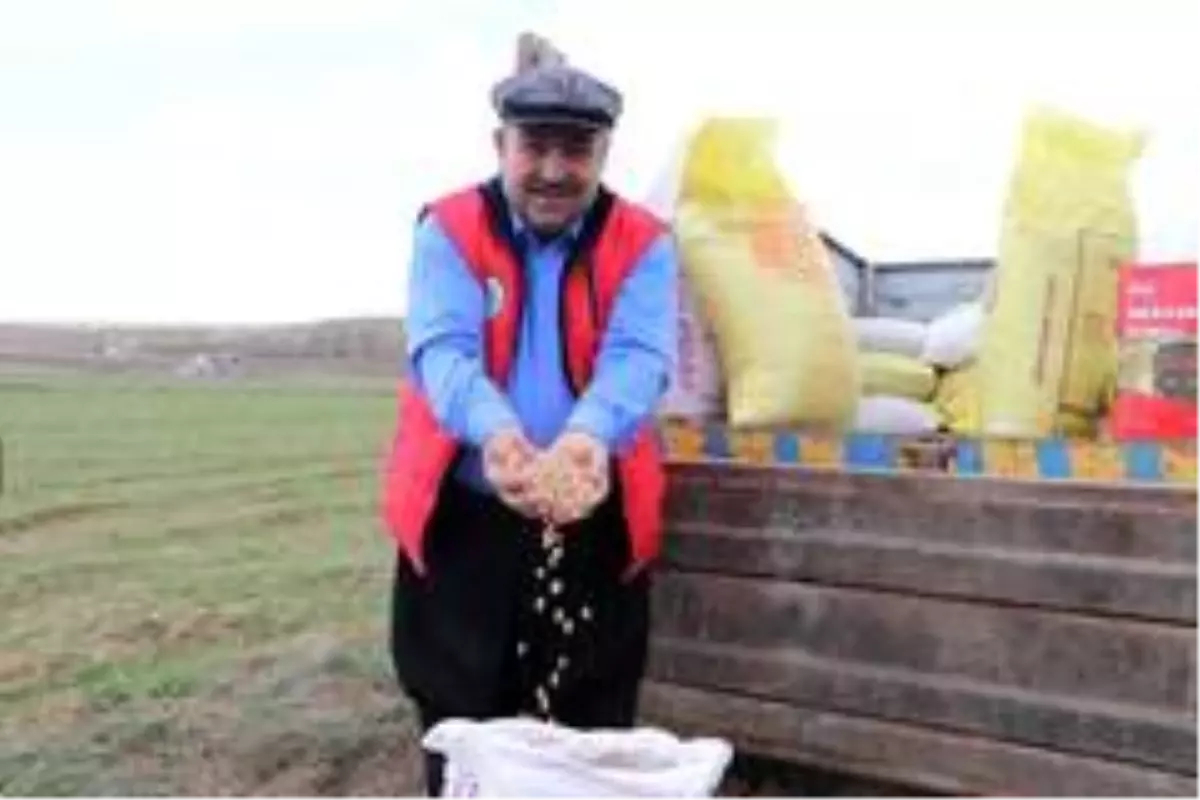 Abdulkadir Güneş: "Türkiye\'deki gıda üretimi savunma sanayi kadar önemlidir"