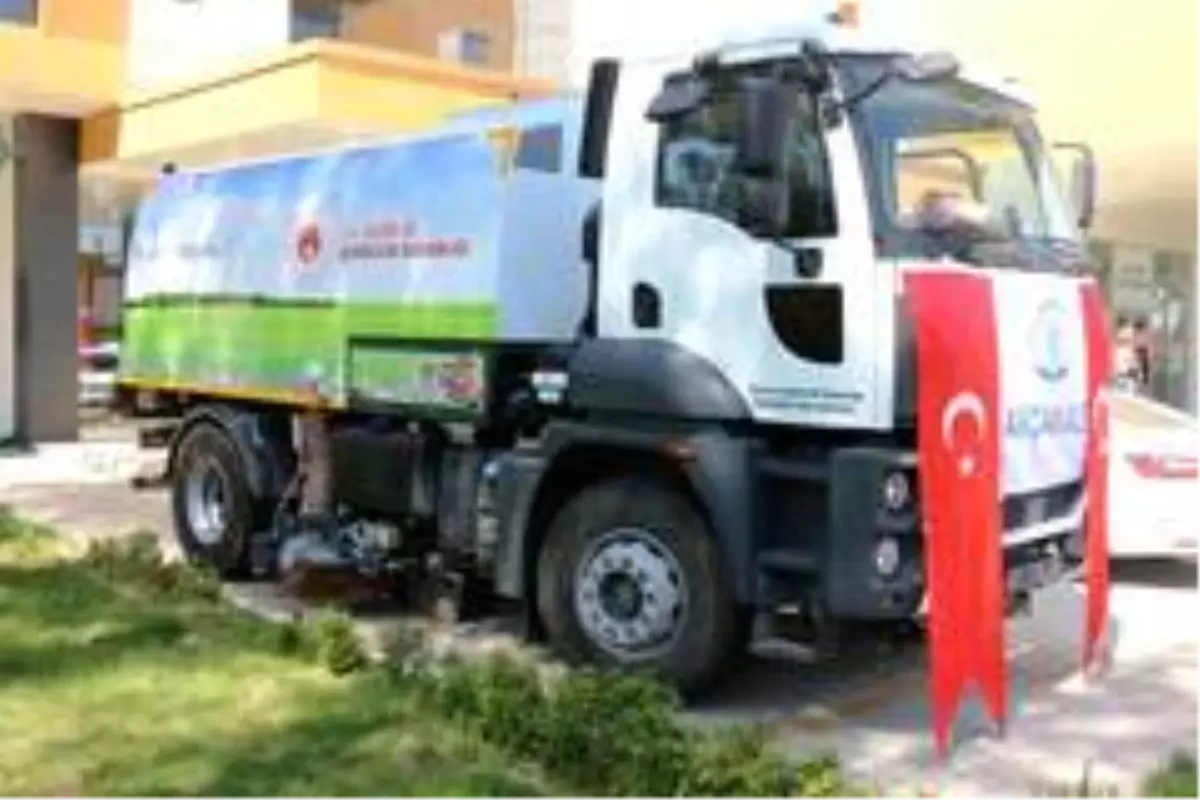 Akçakale Belediyesi araç filosunu genişletti