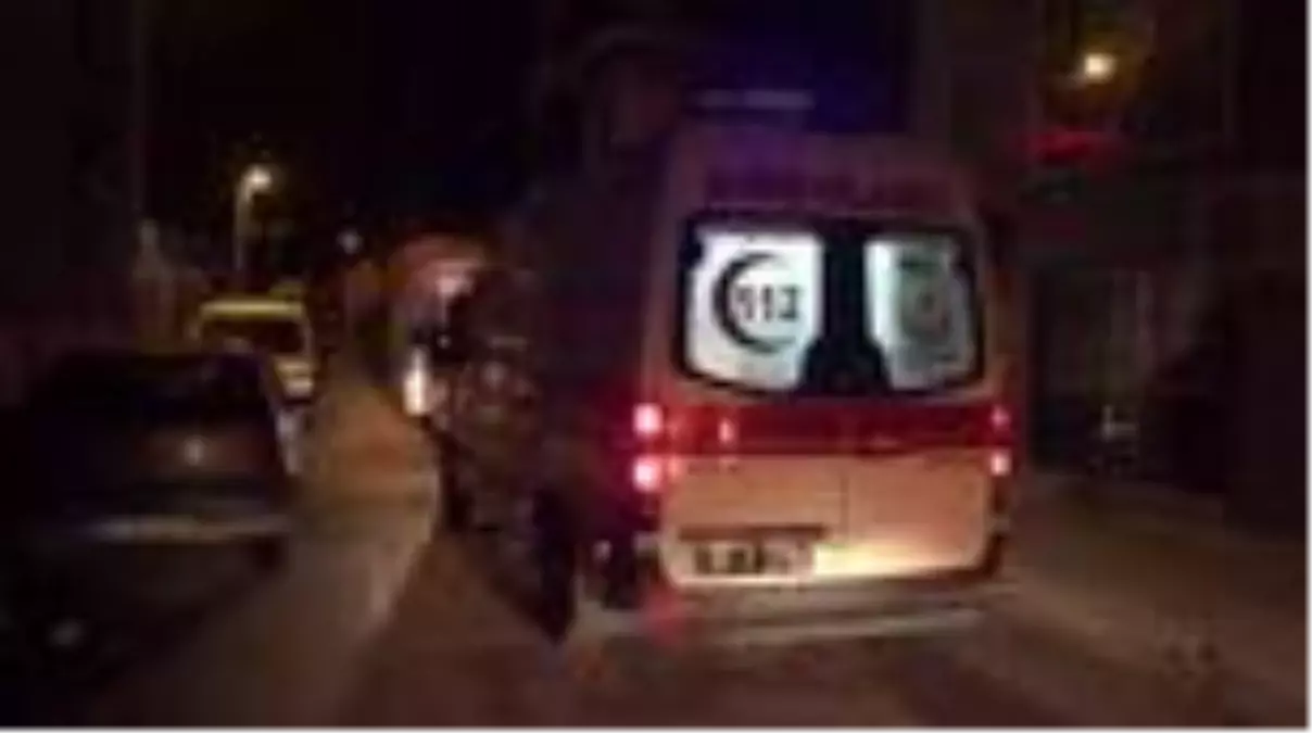 Doğum yapan kadın mahsur kaldı, 110 AKS ekipleri kurtardı