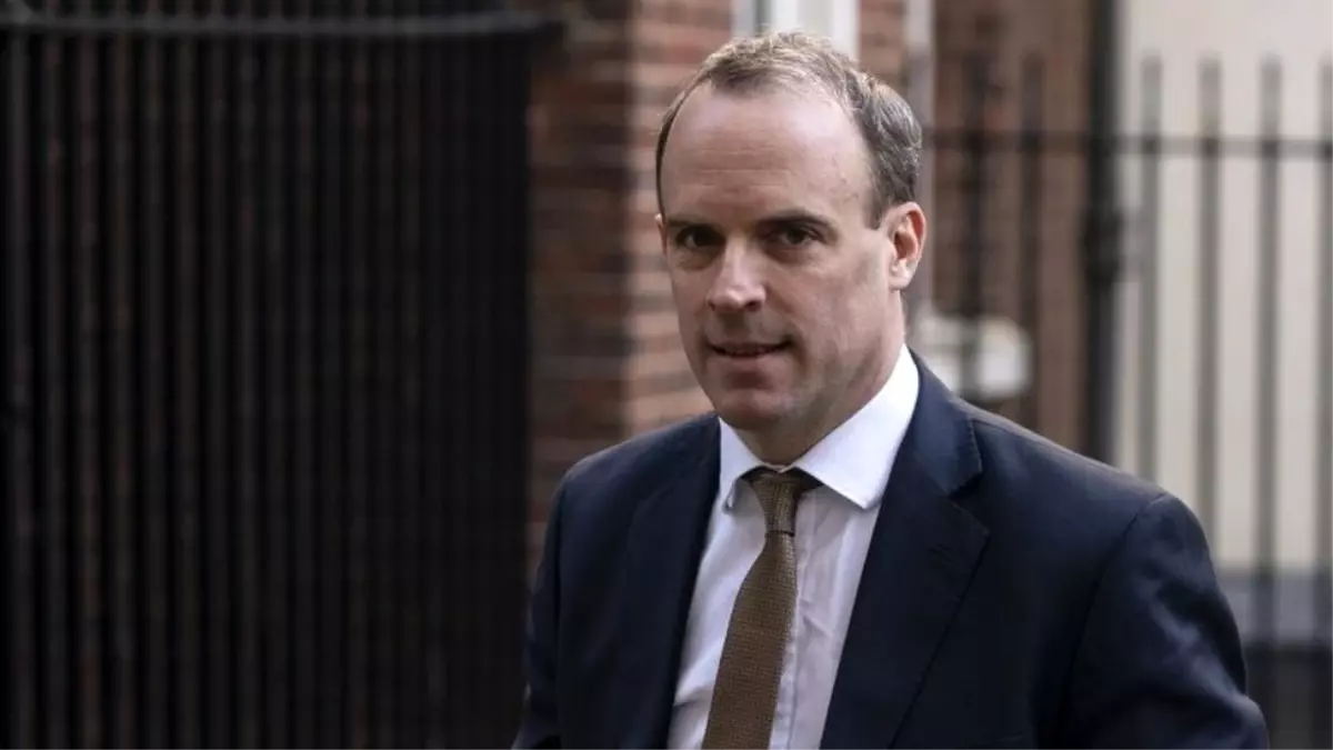 Dominic Raab: İngiltere\'de başbakanlığa vekalet eden siyasetçi kimdir?