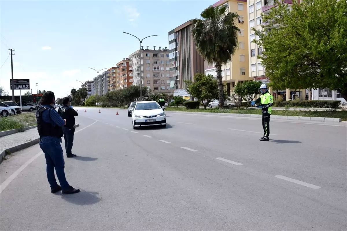 Kumluca\'da sürücülere kandil simitli koronavirüs uyarısı