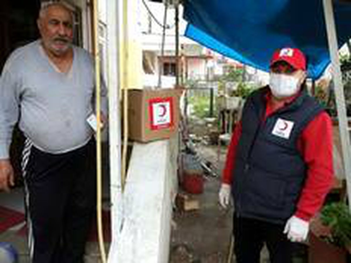 Türk Kızılayı Edremit Şubesi yardımlara devam ediyor