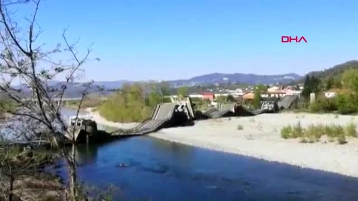 İtalya\'da köprü çöktü: 1 yaralı