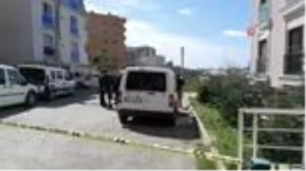 Kocaeli\'de cinnet getiren baba önce oğlunu sonra kendini öldürdü
