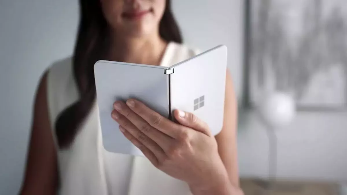 Microsoft Surface Duo ile Çekilen İlk Fotoğraf Paylaşıldı