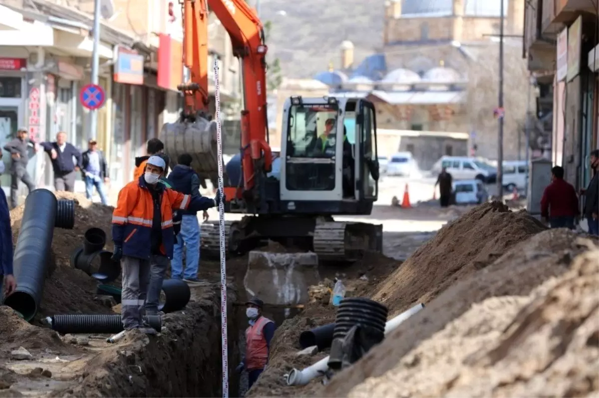 Nevşehir sağlıklı ve sağlam bir altyapıya kavuşuyor