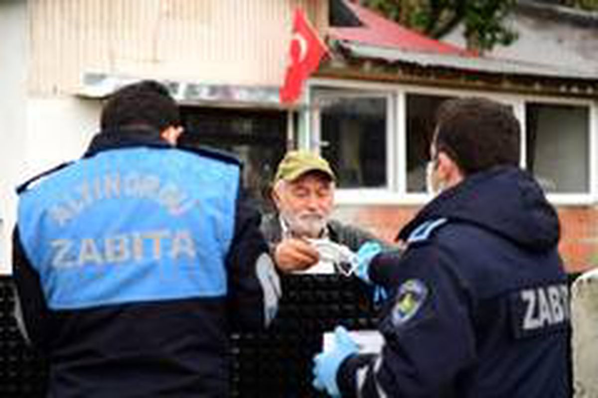 Ordu\'da ücretsiz maske dağıtılıyor