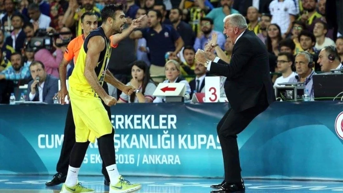 Sloukas\'tan ayrılık sinyali: Obradovic giderse, benim de durumum değişebilir