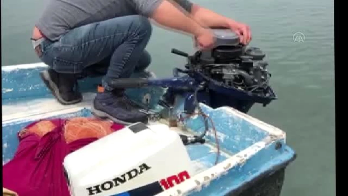 Teknenin motorunun dördüncü kez çalınması güvenlik kamerasına yansıdı