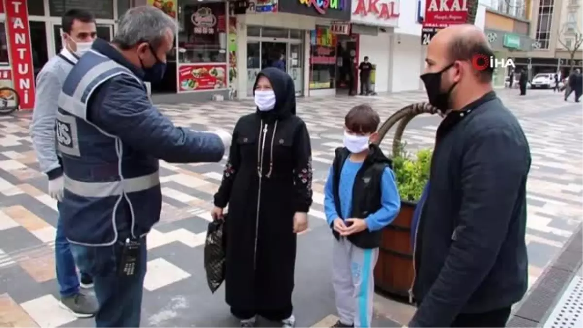 10 yaşındaki oğluyla sokağa çıkan baba: "Çocuk benim, ölürse ölür sana ne oluyor"