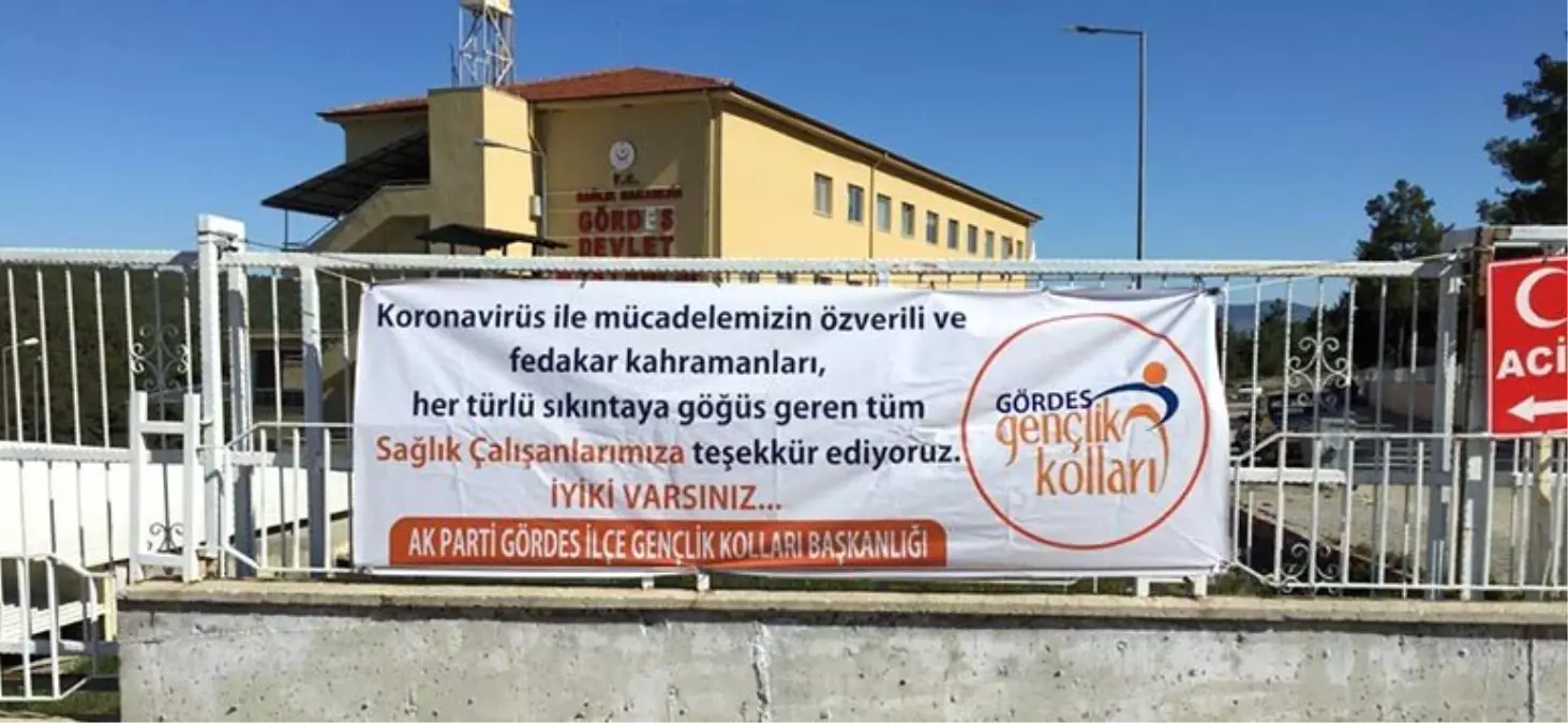 AK Parti\'li gençlerden sağlık çalışanlarına destek