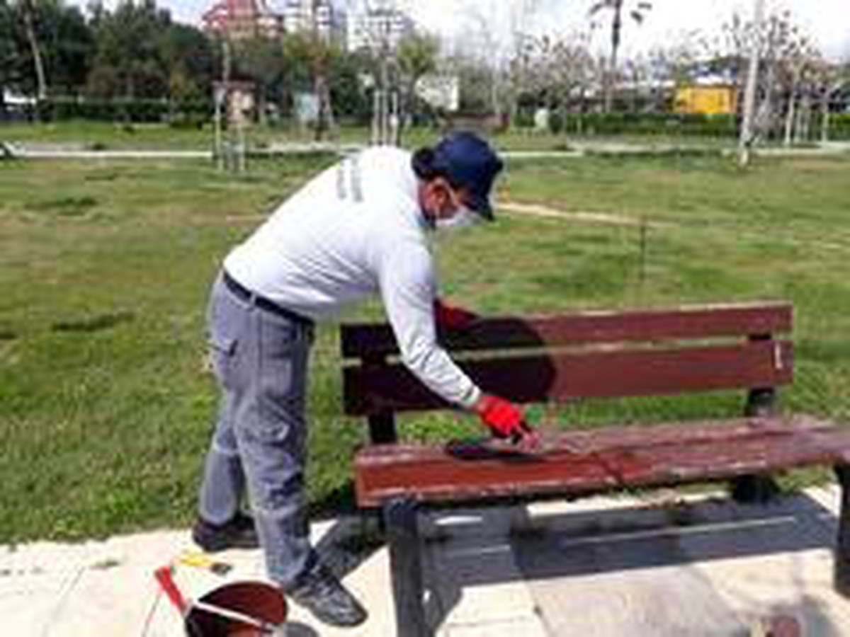 Büyükşehir ziyaretçi girişine kapalı parkları bakıma aldı