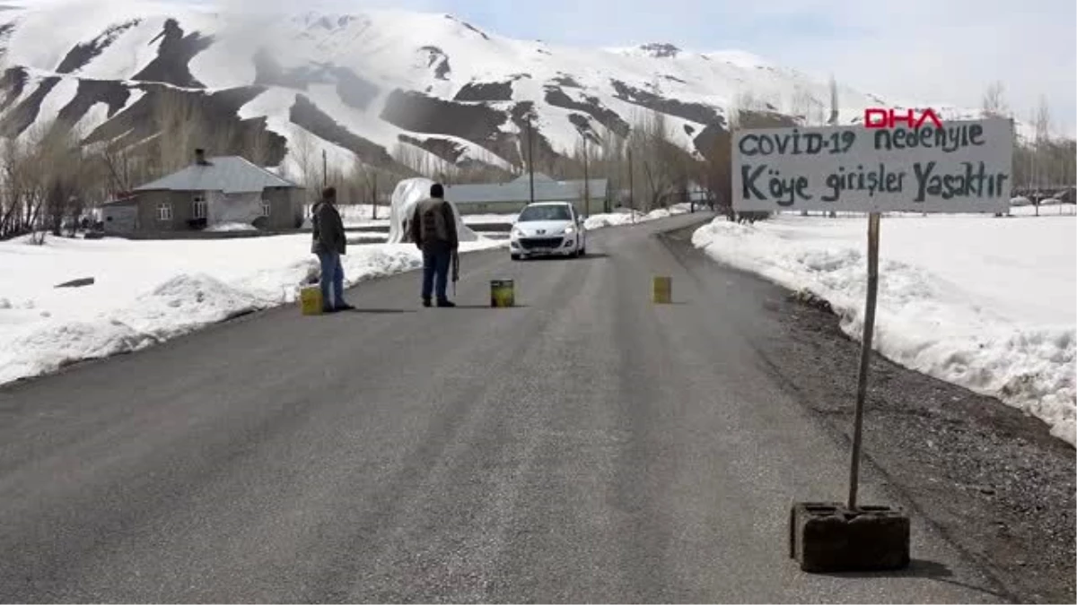 HAKKARİ Köy girişine tabela asıp, kendilerini karantinaya aldılar