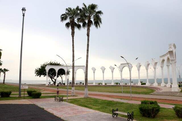 Mersin evde kalarak büyükşehirler içinde en az vakaya sahip il konumunda