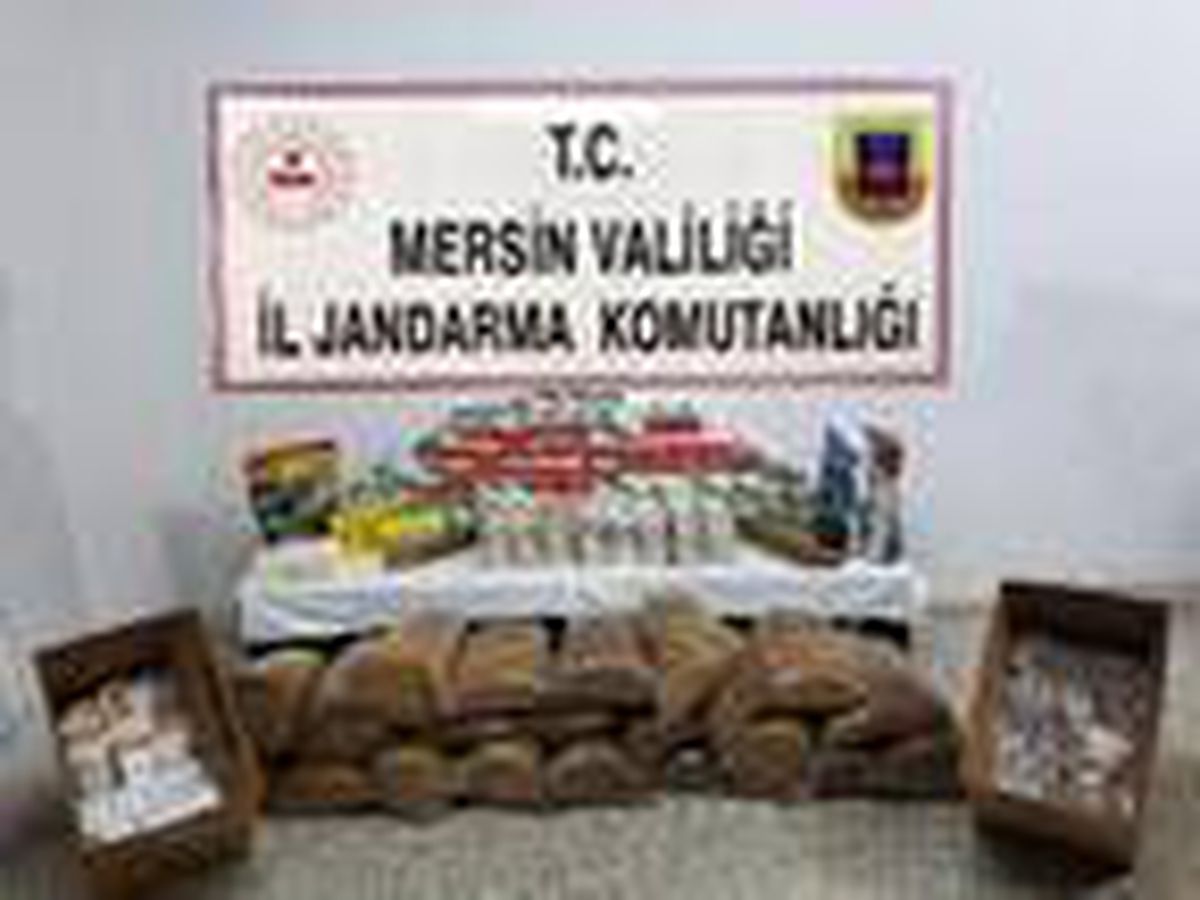 Silifke\'de kaçak tütün operasyonu