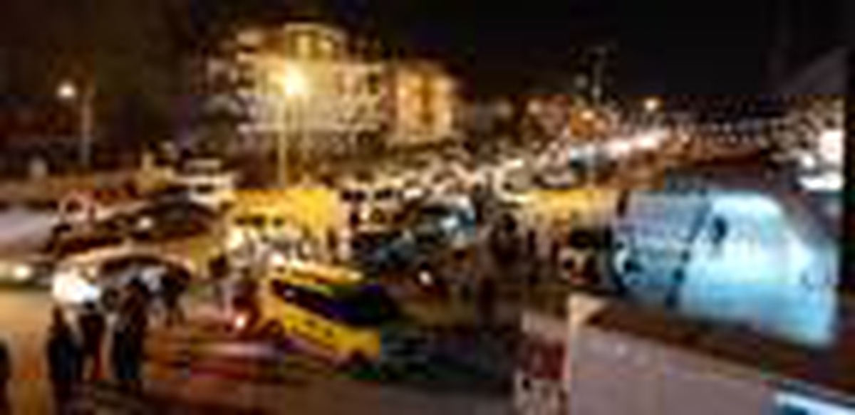 Antalya\'da vatandaşlar fırın ve marketlere koştu