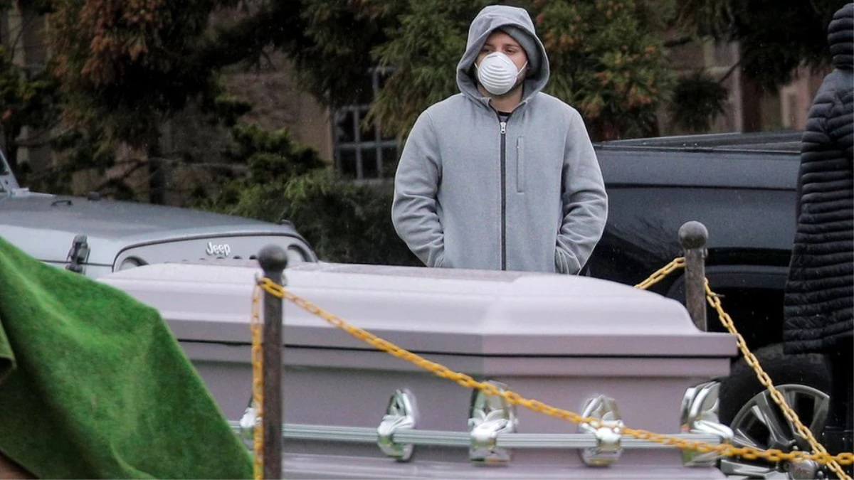 Koronavirüs: New York eyaletinde vakalar ABD dışındaki tüm ülkeleri geçti, toplu mezarlar kazılıyor