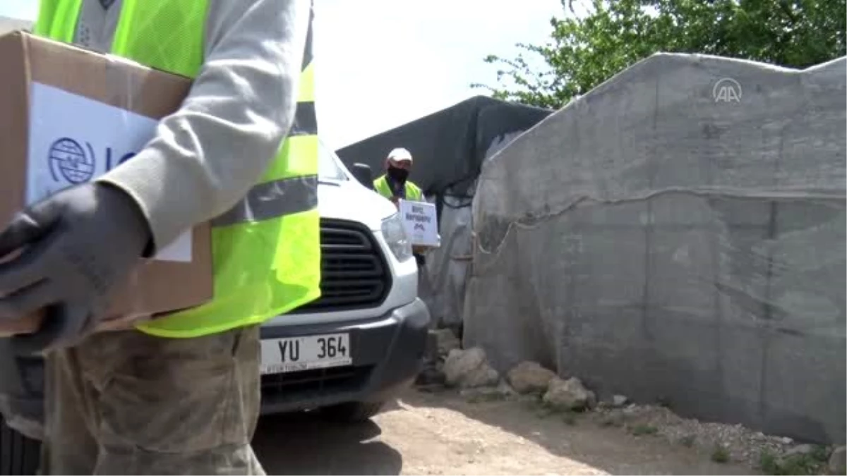 Mevsimlik tarım işçilerine gıda ve sağlık paketi yardımı