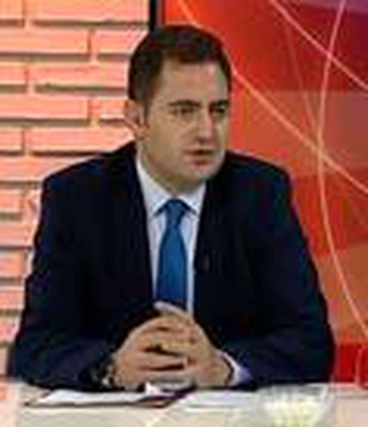 Altay: \'Bankaların ayrıcalığı nedir\'